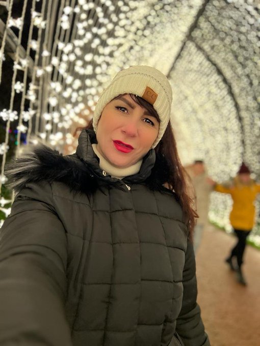 Good Evening My Naughty Family. If you ever get to visit"Christmas at the Botanics!"Edinburgh take it