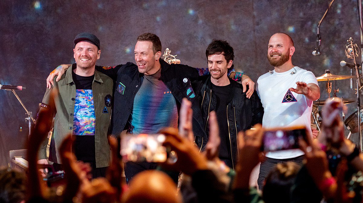 coldplayxtra's tweet photo. 🔥 🔥 🔥 Coldplay in 2022  🔥 🔥 🔥 

🖤 Highest grossing and most attended tour of the year 

💚 Broke the record for the most monthly listeners on Spotify for a group 

💜 A record breaking collaboration with Jin

🧡 Nominated for album of the year at the 2023 Grammy https://t.co/bO1uyFJCp3