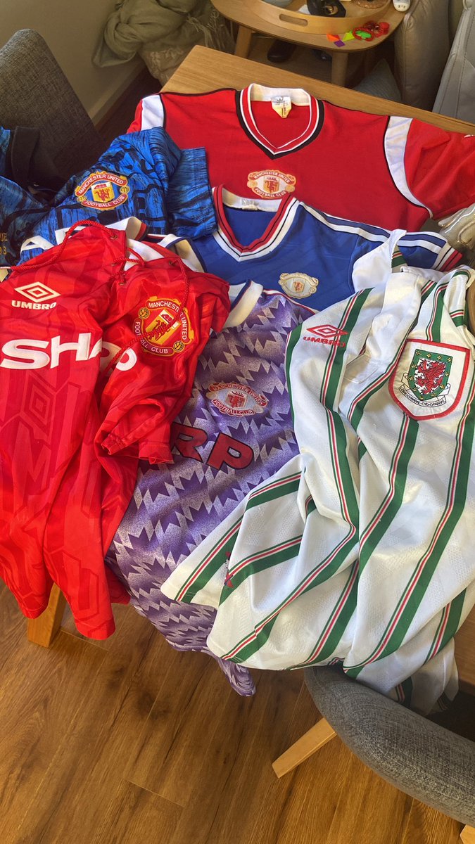 Found the old shirts ❤️🥳