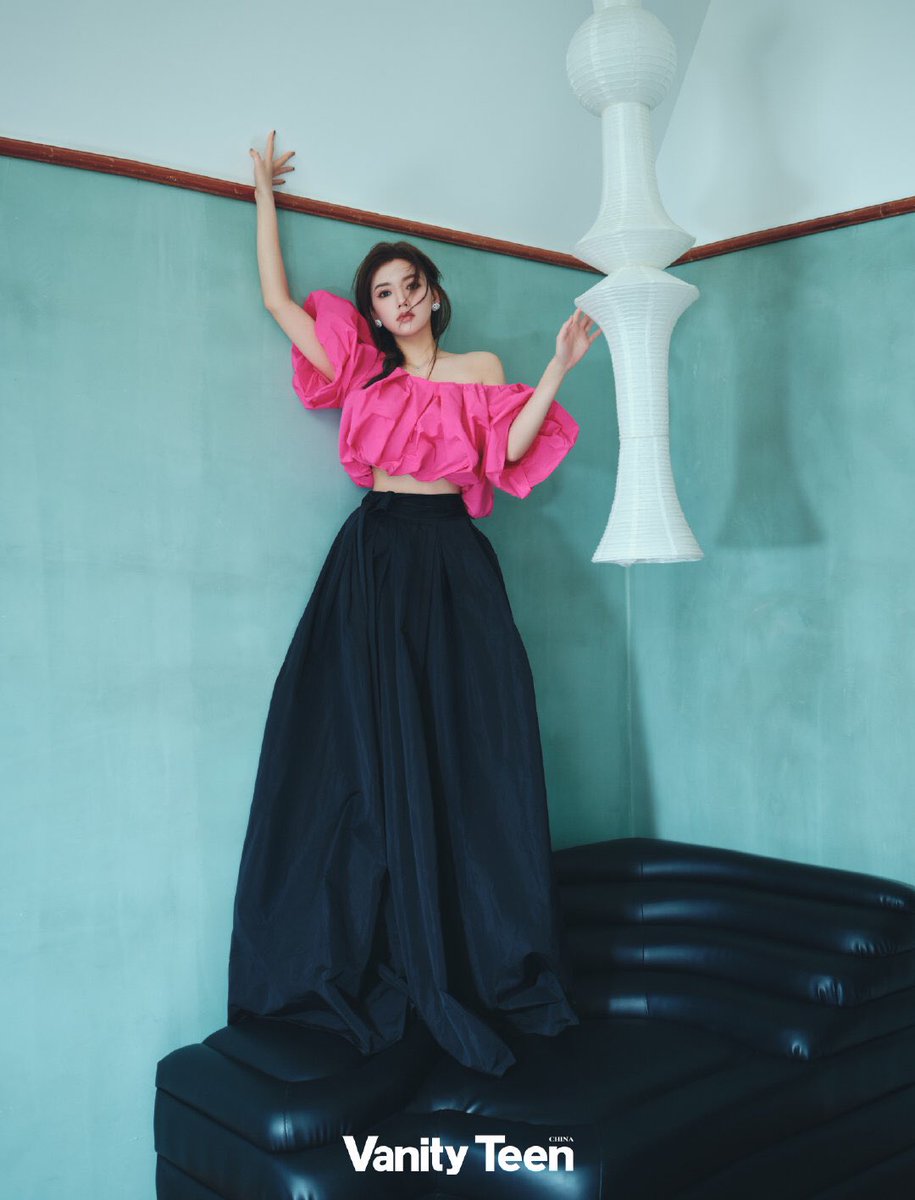 forchengxiao_th's tweet photo. 221229 | VanityTeen名利场青年 Weibo Update

… ไม่ว่าจะเป็น 《#GreatDanceCrew》 《#MaskedDancingKing ซีซัน 3》 หรือ 《#StreetDanceOfChinaS5》 ทุกการแสดงต่างก็โดดเด่นน่าประทับใจ คงไว้ซึ่งผลงานปัง ๆ อันเป็นที่รู้จักในสไตล์ที่แตกต่างหลากหลาย”

#เฉิงเซียว #ChengXiao #程潇 https://t.co/8i7V0PIvkz