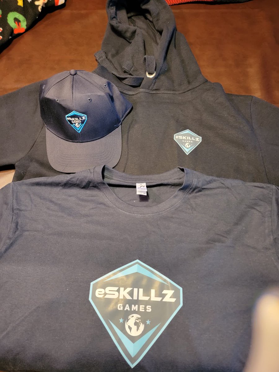 MotelNft's tweet photo. Had to get a little gear for @CES in Viva Las @Vegas ￼￼￼￼ get in early to #eSkillzSportsVerse @eskillzgames Pool Beta is Crack addiction #billiards #Metaverse #DNFT #NFTCommunity https://t.co/EvEeYdl6r4 https://t.co/XR8Btv44Y7