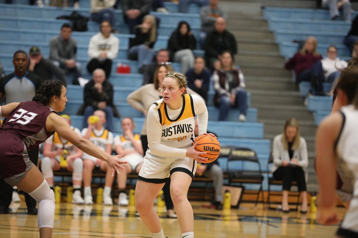 .@gustavuswbb — who headed into the two-week winter break on a three-game winning streak — stayed red-hot after the hiatus, rolling to a non-conference victory over Luther, 84-50.

Recap: athletics.blog.gustavus.edu/2022/12/30/gus…