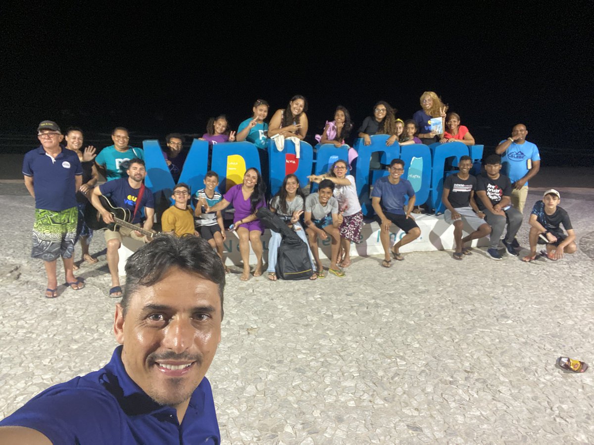 pr_Ulisses's tweet photo. @prmoisesmsilva Férias sim, mas a igreja não para! Hoje em maragogi tivemos um PG na praia com os irmãos e jovens da cidade!!#vidaemcomunidade #BASELIFE https://t.co/YtCSPaqIAL