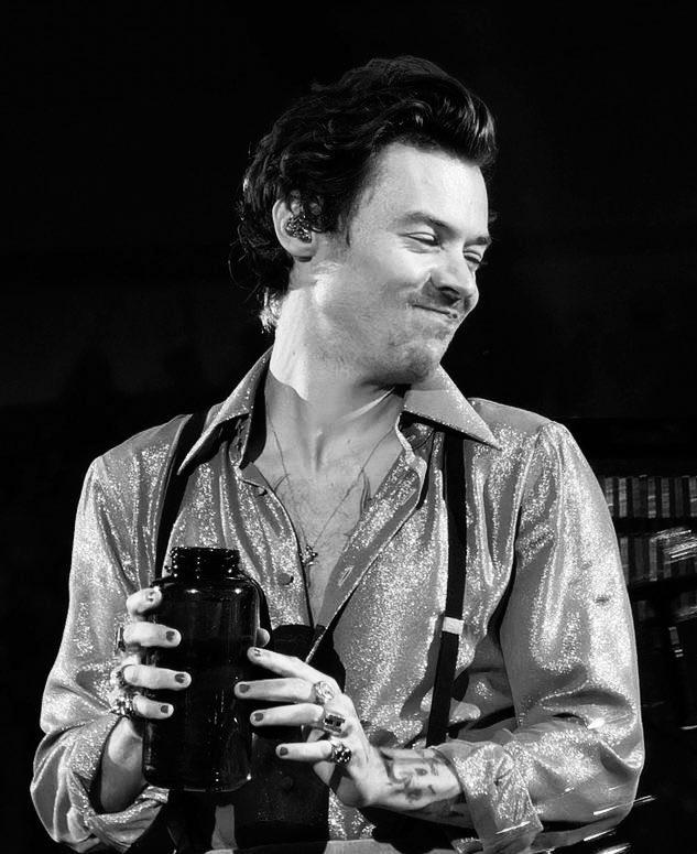 othetemporarfix's tweet photo. abro hilo de fotos de harry y louis que estan casadas (es un poco largo pero no pasa nada) den rt 🫶 https://t.co/kl4dVJxOMQ