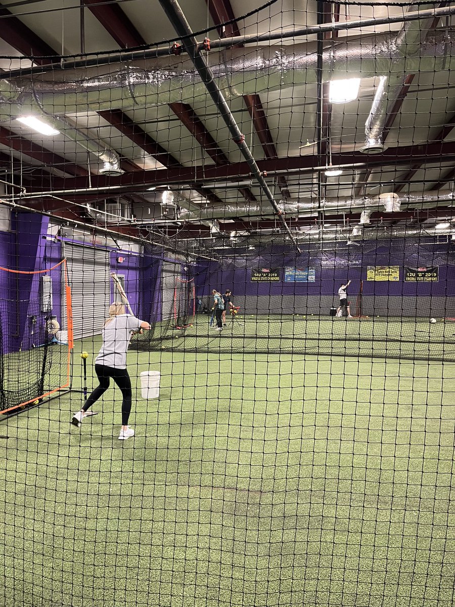 Havok_2024's tweet photo. Glad to have the Havok 2024 ladies back at it. Indoor facility looking good with turf!! https://t.co/oZ9HcBGKjt