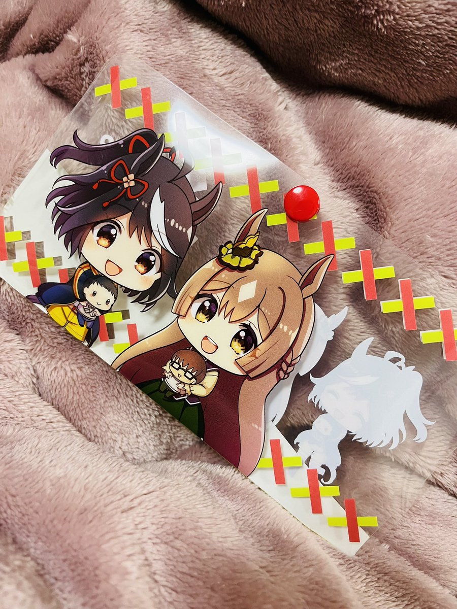 キタサンブラック(ウマ娘) ,サトノダイヤモンド(ウマ娘) 「そういえば昨日スペースに届いてたからあんまり見せられなかったけど冬新刊ノベルティ」|ろきこ🐰🎀のイラスト