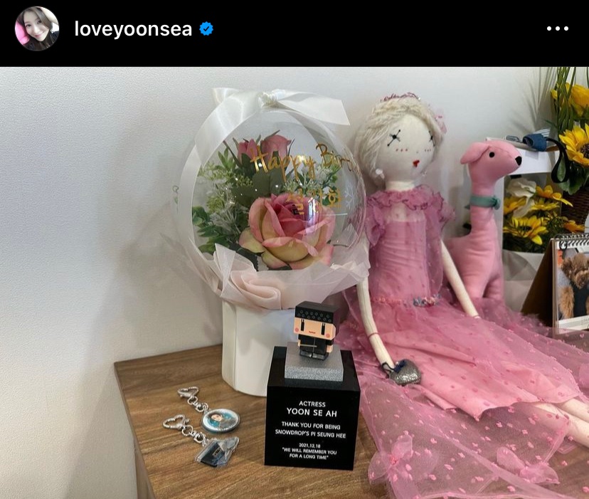 hxnydw's tweet photo. Aaaa our miss pi β¦ Seah we love you. βοΈπ€
#Snowdrop
#snowdropfirstanniversary https://t.co/wTnkaLVwSj