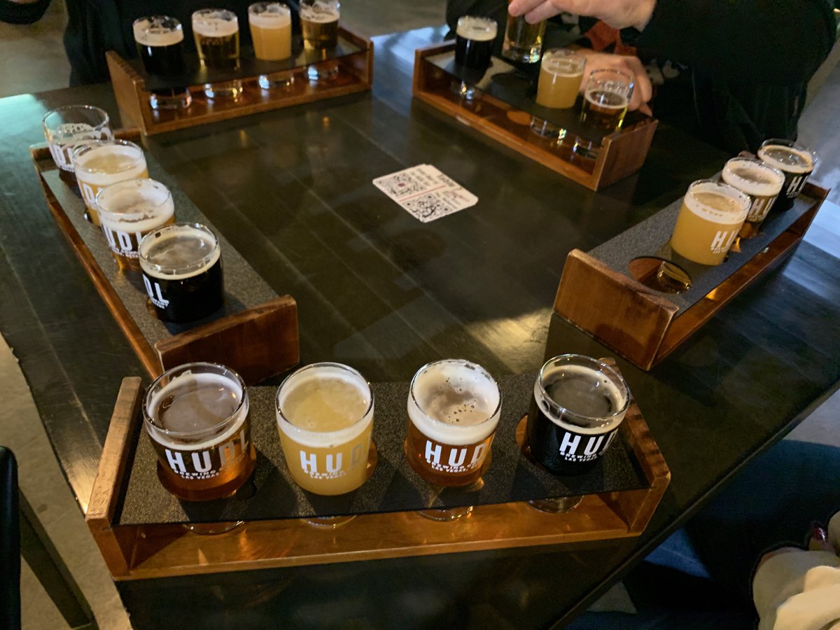 Brewsin’ into 2023 with five must-craft beer stops. #lasvegasterritory 
📷
@stonewisemead
<a href="/BoulderDamBrew/">Boulder Dam Brewing Co.</a> 
<a href="/BeerZombies1/">Beer Zombies</a> 
<a href="/LVBrewsCruise/">LasVegasBrewsCruise</a> 

lasvegasterritory.com/5-craft-beer-s…

#newyear #craftbeer #travelnevada