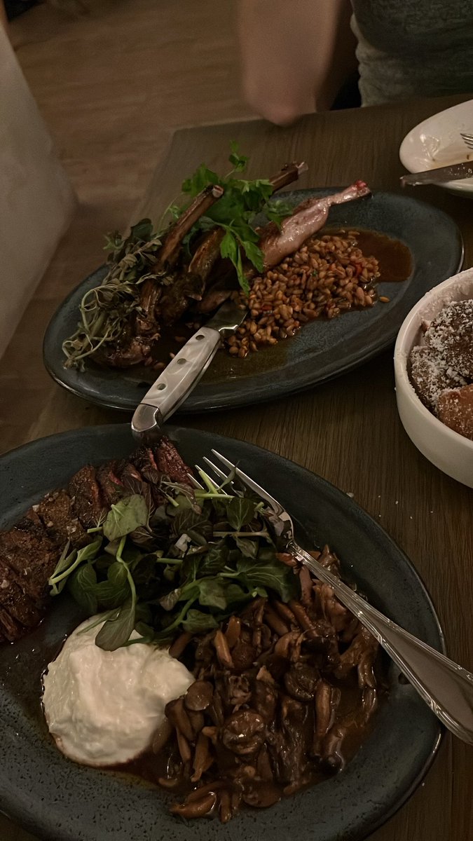 nickrgrs's tweet image. my type of friday… acqua panna supremacy, fanny pack nationalism, twin turbo acceleration, anabolic lamb chop respecting, italian shorty photographer

now to sleep at 9