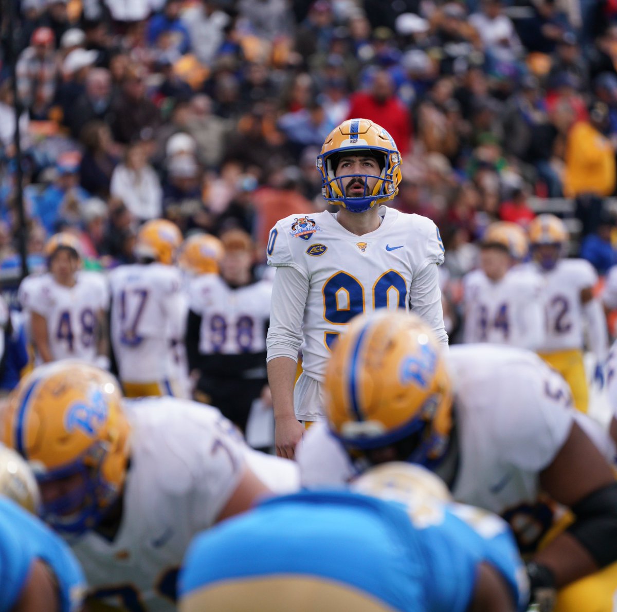 Ben Sauls, more than good.

Sun Bowl record, 5-for-5 FG.

<a href="/bsauls22/">Ben Sauls</a> 🙌 #H2P