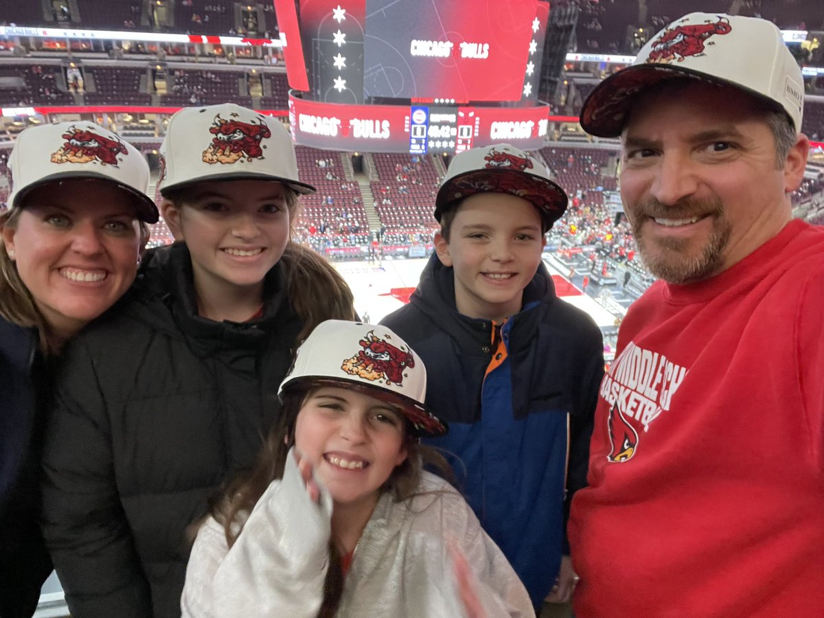 SheilaGalloro's tweet photo. #BullsNation https://t.co/kbawGsZyKa