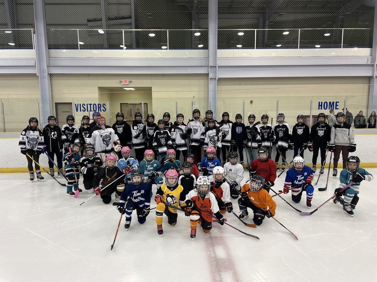 PredatorsElite's tweet photo. “Skate with the Preds” had a great turn out and lots of smiles. https://t.co/G51Ad9uNY6
