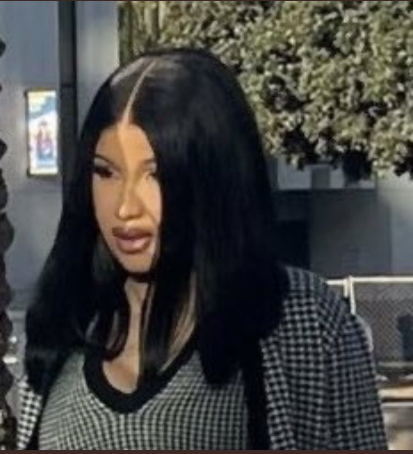 BrandonDelRey12's tweet photo. @L3vy_34 @ChartingMinaj @NICKIMINAJ And 50 is how old this botched h@g looks https://t.co/PDtEpOE3q1