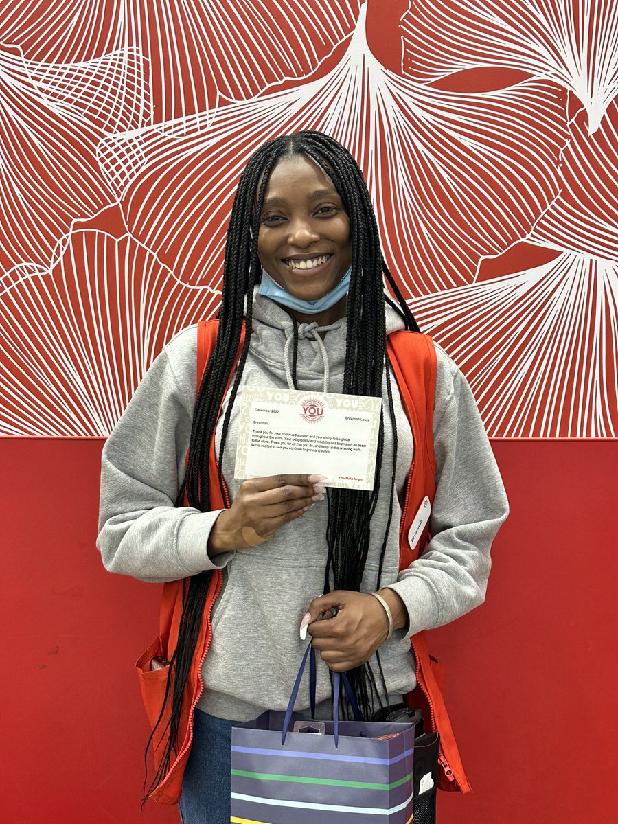 Jaslyn_007's tweet photo. Congratulations to our December You Award Winners Bryannah &amp; Edwin 🎉🎉 https://t.co/aougcNbmoG