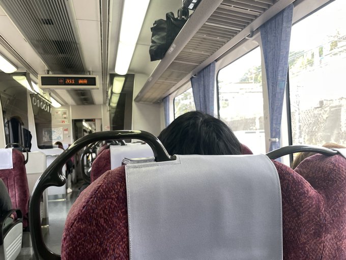 「座る 電車内」のTwitter画像/イラスト(新着)｜5ページ目