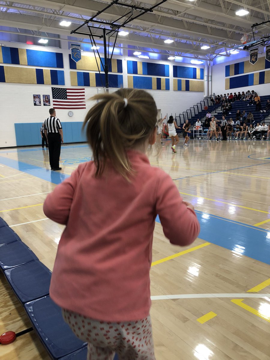 MurrayMKTG's tweet photo. Aubrey had fun at the Boltball tonight! We’ve got a new girls bball fan on our hands ⚡️⚡️ https://t.co/ZpZ97wkqjt