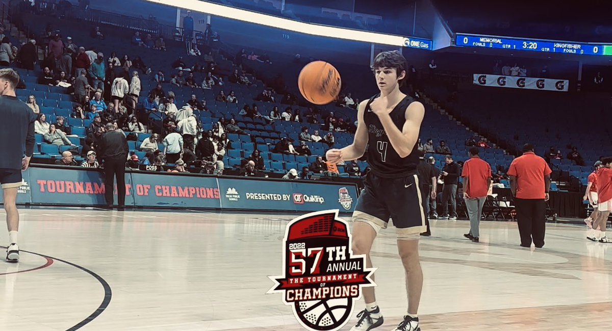 🚨TOP PERFORMER🚨⏩️Oklahoma 
2023 6’2 Xavier Ridenour (Kingfisher)🆚Crossing Christian
2️⃣0️⃣PTS 
9️⃣Rebs 
2️⃣Ast 
✅catch and shoot 
✅Rebounds 
✅moves without the ball
✅finishes 
✅speed,vand quickness 
✅perimeter shooting 
<a href="/XavierRidenour/">Xavier Ridenour</a> 
<a href="/KHSJacketsBball/">Kingfisher Jackets Basketball</a>