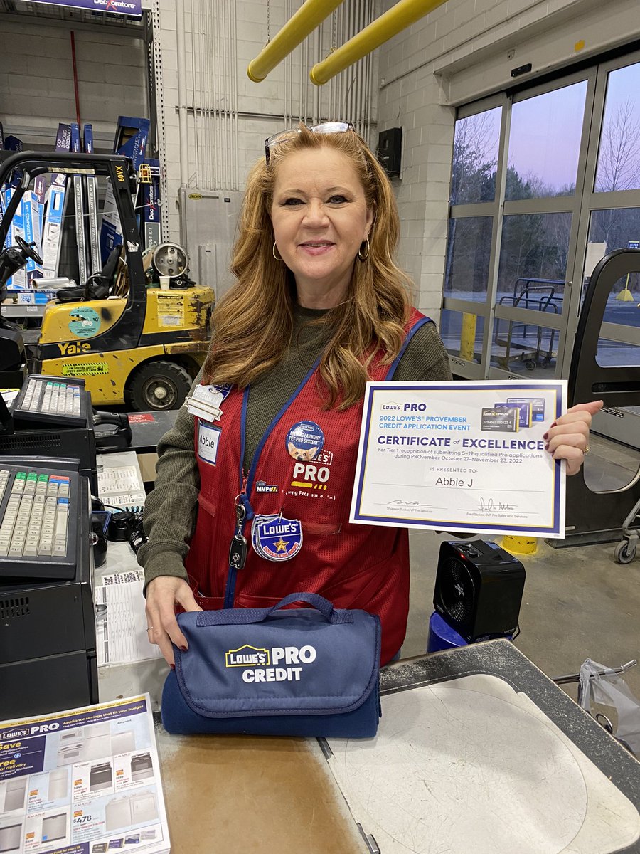 Lowe’s 701 (hometown store) 
Congratulations to lumber cashier Abbie Johnson!!!! Pro Credit recognition - Certificate of Excellence!!! Great Job Abbie!!
#lowespro 
#lowes
#prorally #pandorahodges