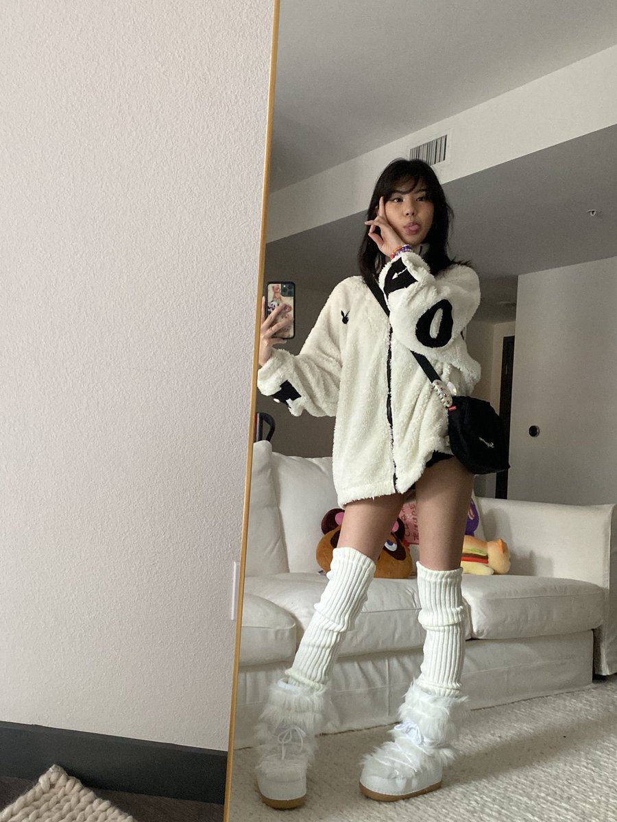 SuppyColleen's tweet photo. countdown day 1!!! 🥳 WOOO https://t.co/BrHikYBGP9