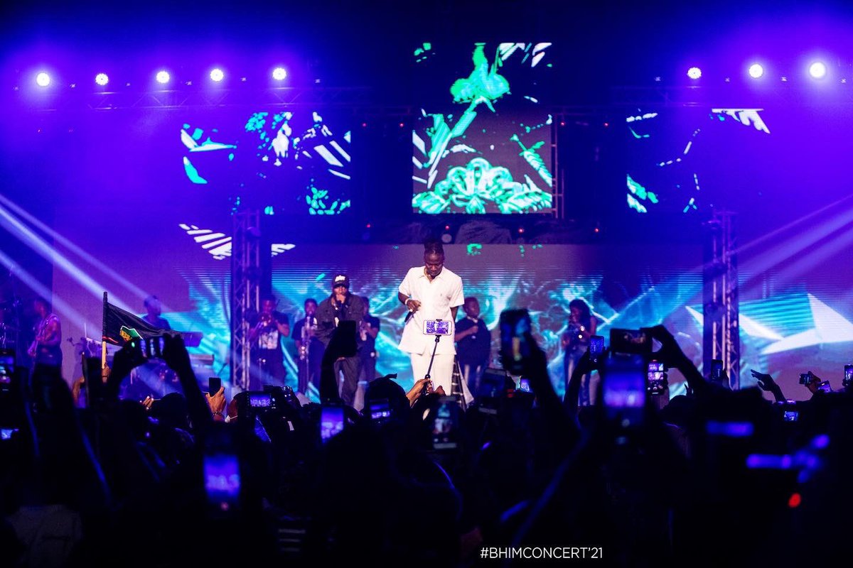 AccraGuyy's tweet photo. My top 5 major events ranking this December in Ghana. 

1.DettyRave 
2.RapperholicX
3.MozamaDisco Concert 
4.BhimConcert https://t.co/QWGeujI35J