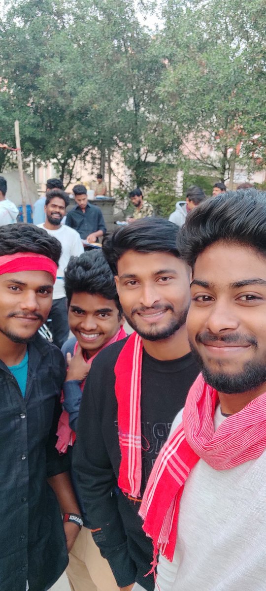 ShivajiSurada's tweet photo. PRASAD MULTIPLEX LARGE SCREEN theater 🥵💥🔥#Kushi4k #PSPKCULTS Loading 🤙🤙💥💥💥💥 https://t.co/640Y9zHj3b