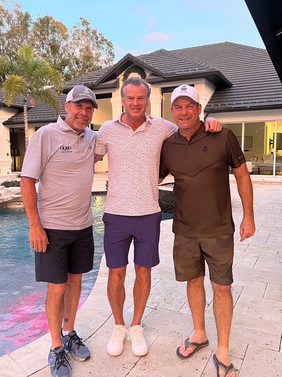TheVacationDR's tweet photo. Awesome day with @MikeFlaskeyEnt @ChampionsTour ambassador #DougBarron competing in the annual #gettoughday at Isleworth. The course was perfect but hard from the Tiger tees! We had a great group with #ChrisHouston and #BingKearney. #mfentertainment #golf #music #experiences https://t.co/n2onR0fsGi
