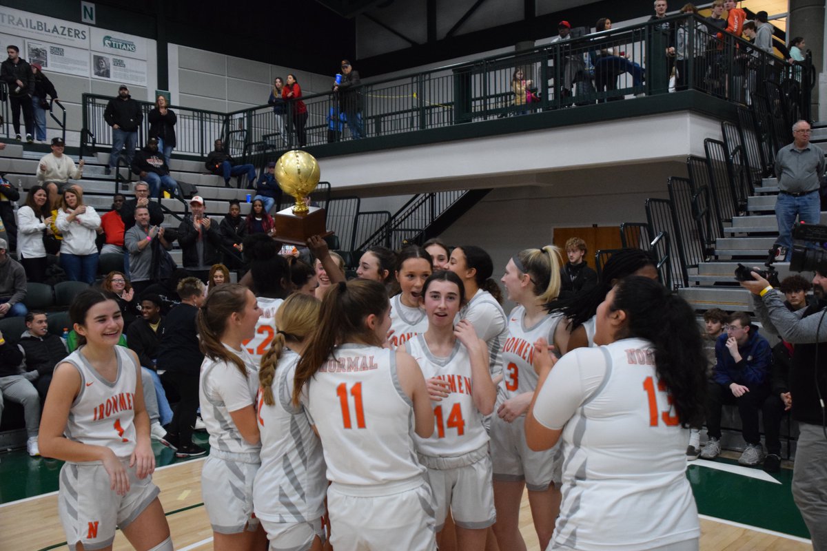 ClutchSportsIL's tweet photo. FINAL | Normal Community 47, Washington 32.

The Iron are victorious in the LSG Championship Final over the Washington Panthers. https://t.co/Y0n7pZ13hX