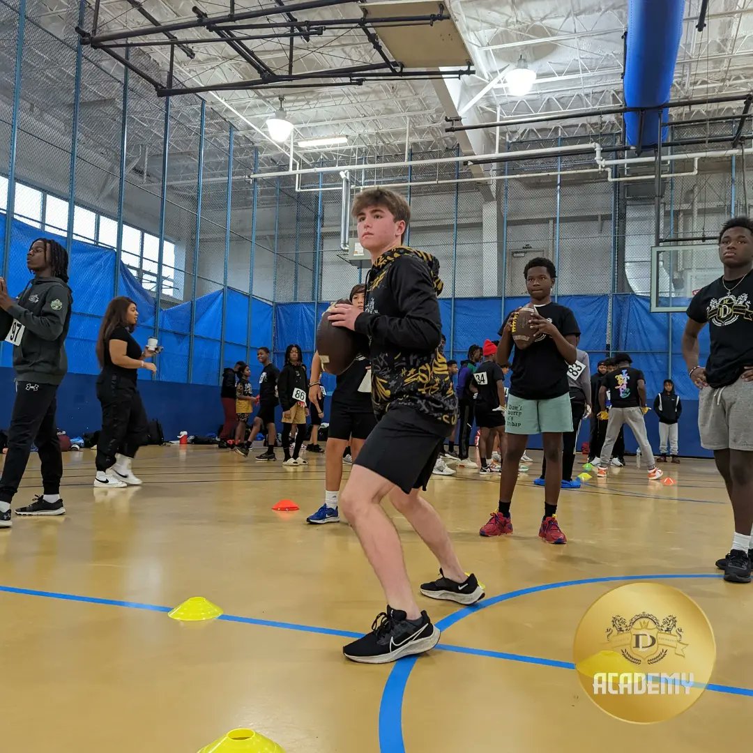 Devoted Dreamers Academy tweet media