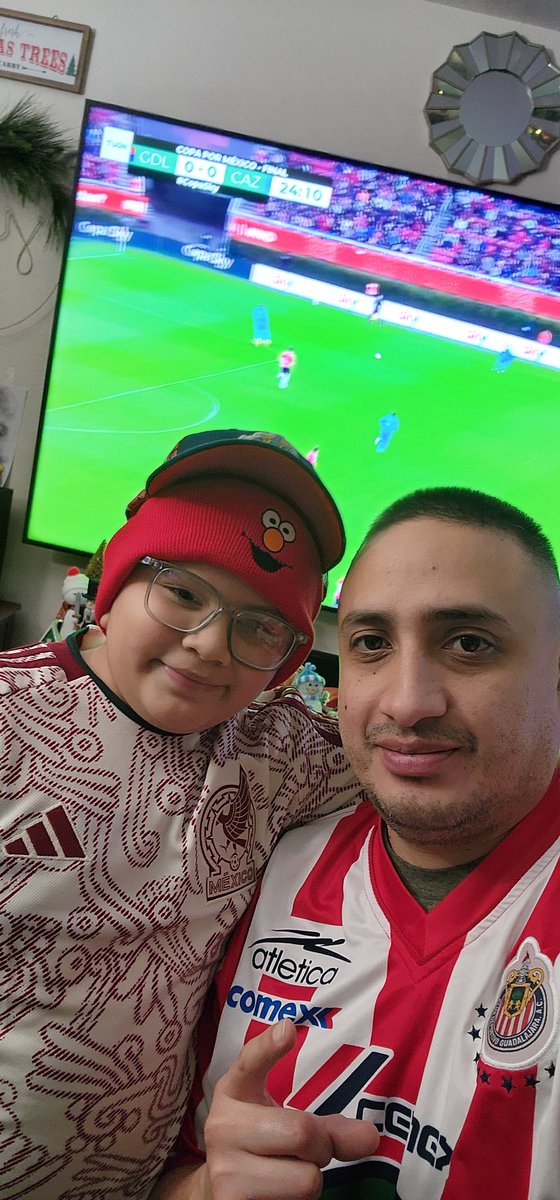 jvizzle82's tweet photo. @TUDNMEX #CopaSky Vamos Rebaño!! 🐐🇫🇷 https://t.co/WJa3sGVjty