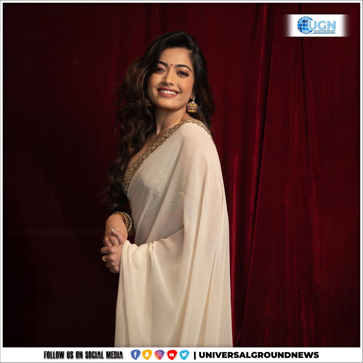 UGroundNews's tweet photo. रश्मिका मंदाना ने साड़ी में गज़ब की ख़ूबसूरत दिखीं।  @iamRashmika  #rashmikamandanna #rashmikamandannahot #sari #rashmikamandannafans #tollywoodactress #actress #celebrity #clicked #picture #standing #Christmastree #ChristmasDay #Latest #LatestNews #News #NewsUpdates #UGN https://t.co/uz2CDIZCl0