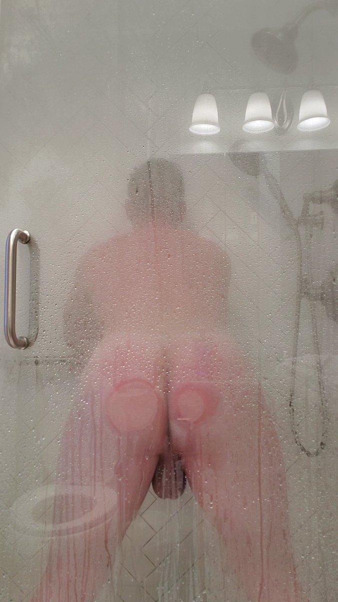 1_wont_tell's tweet photo. Shower time
#maleass #nudemale #maleshower https://t.co/GgQaLxC7Zx