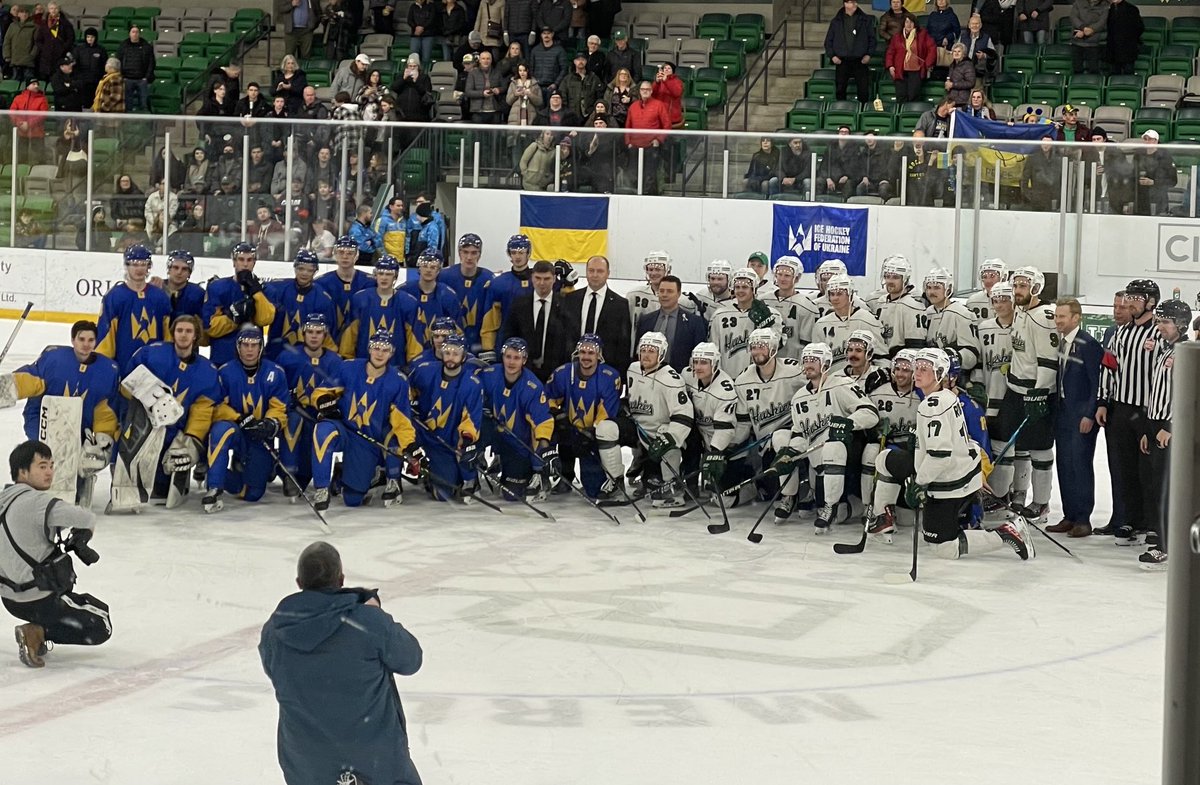 It was full house for tonight’s game: Ukraine U25 v USask Huskies men’s hockey. There was a standing ovation for Ukraine as they circled the arena after the game - sticks high, our applause & cheers so loud. Such a good game - truly about community & support for one another.