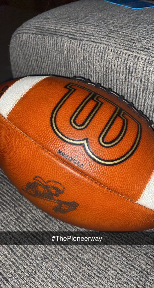 CoachKMcCulloch's tweet photo. #ThePioneerway 🏈🏈 https://t.co/vMiUtB5Z30