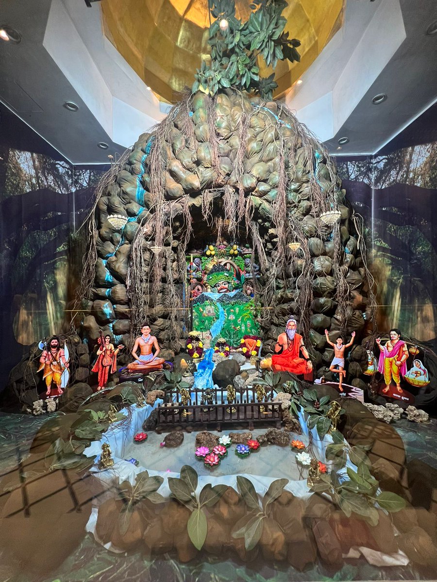 kashtbhanjandev's tweet photo. Darshan: 31-12-2022  
પવિત્ર ધનુર્માસ અંતર્ગત શનિવાર નિમિતે દાદાને હિમાલયના કુદરતી સૌંદર્યની ઝાંખી  
  https://t.co/tteV5KhUvC
https://t.co/zgOd7Pu4DO
#हनुमानजी #सालंगपुर #कष्टभंजनदेव  #pavitra #dhanurmasam
#salangpurhanumanji_offlcial #barvala #botad #Gujarat #india https://t.co/ddSjU6BqZh
