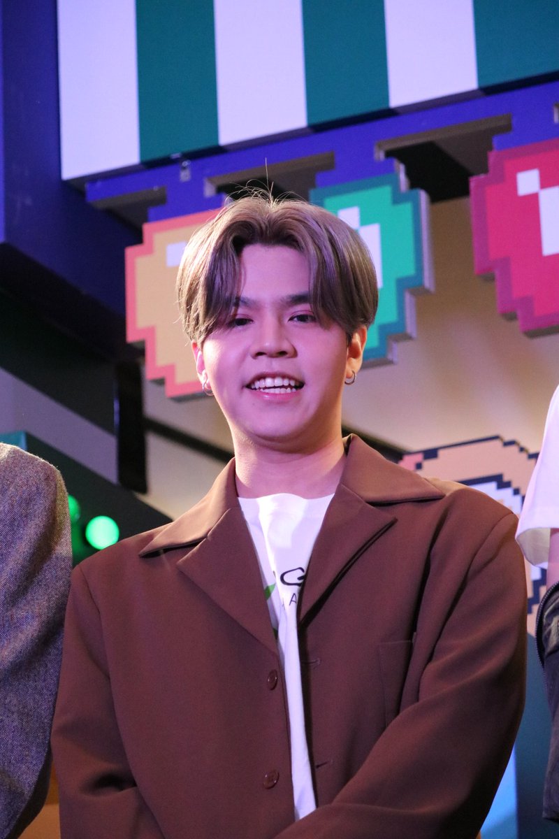 รอยยิ้มของจงแด❤ ft. ลูกพระเจ้าตาก tweet media