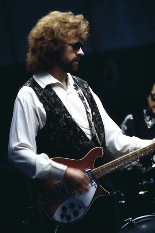 Happy 75th birthday to Jeff Lynne  thank you for the music, concerts & memories 