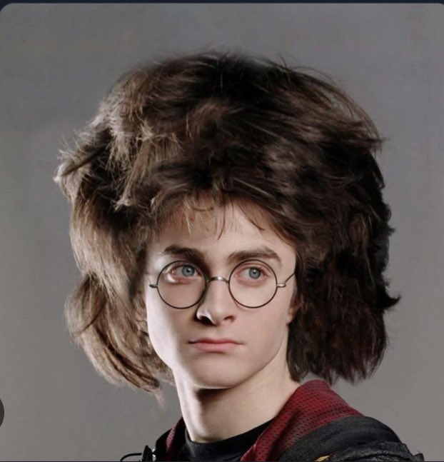 loopyjunk's tweet photo. @chesscom @MagnusCarlsen Magnus is the 🐐.  But also lookin like Harry Potter during the tri wizard tournament https://t.co/Uy9AJhqiGK