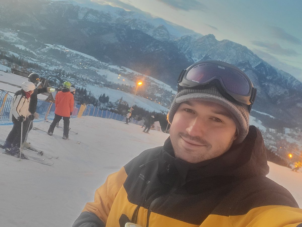 dobilasindo's tweet photo. Zakopanė! 

Be galo smagu čia sugrįžti...  Kalnai, slidės, puikus aptarnavimas ir daug visko daugiau. Belieka pasakyti - Zakopane iki greito susitikimo vėl! https://t.co/vnFQAVSflQ