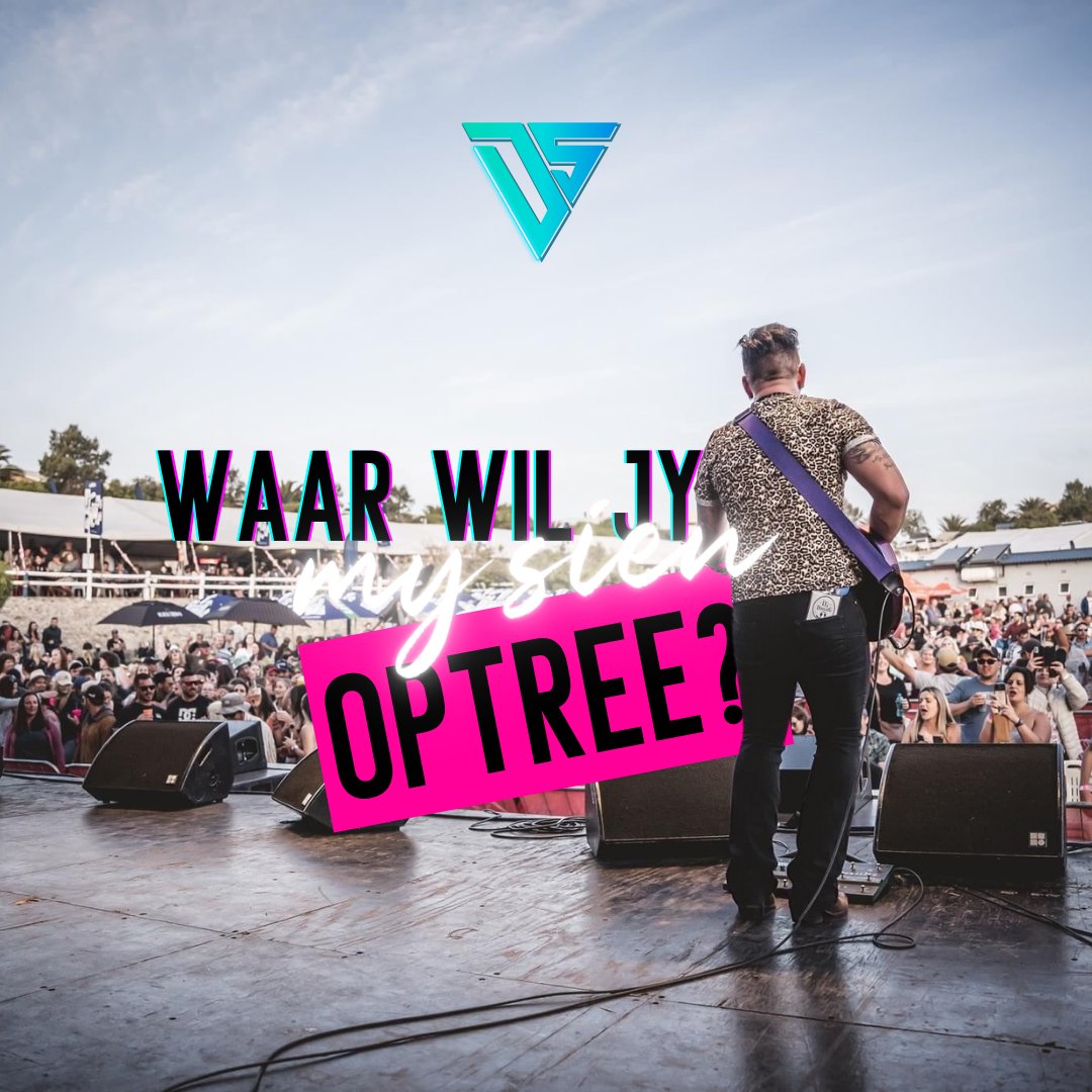 Om op te tree is letterlik een van my favourite goed om te doen so laat weet my waar jy is en of jy wil hê ek moet na jou dorp toe kom saam my band. ⚡🎸​
.​
.​
.​
#DannySmoke #joulippe #lippe #band #music #show #rock #musician #newmusic #Samusic #producer #afrikaans