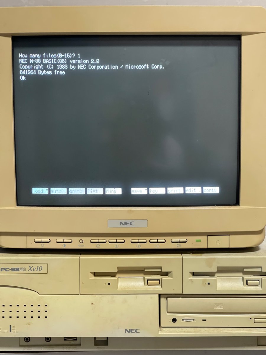 マナカ tweet media