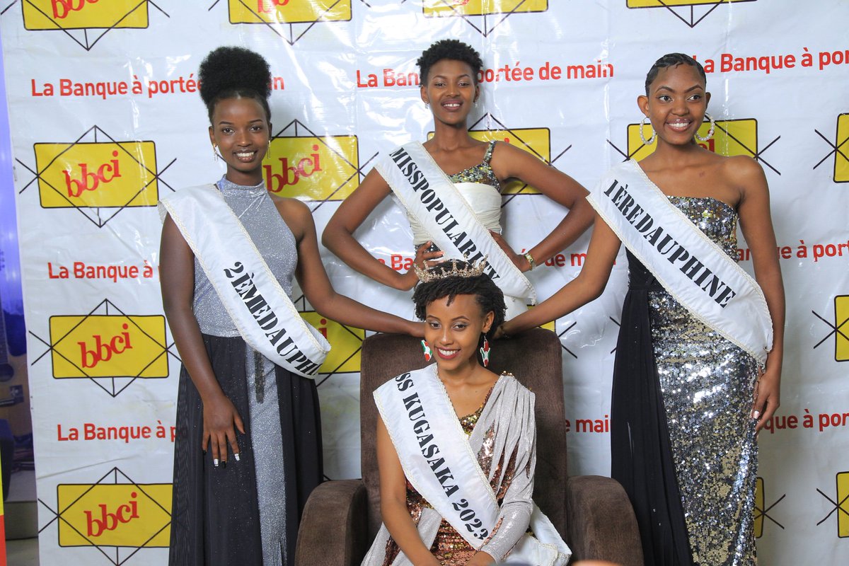 MKugasaka's tweet photo. Nos félicitatons à Mutima Rose Maeva 1er dauphine Miss Kugasaka 2023, HATUNGIMANA Christa Olivia 2em dauphine Miss Kugasaka 2023 et Nishimwe Marie Justine Miss Populaire. https://t.co/h78XJ5UGgd
