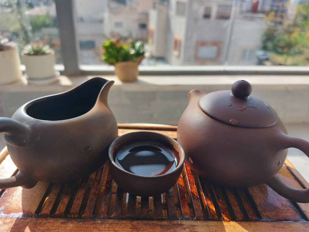 Working process starts with a tea... good day everyone and happy new year !