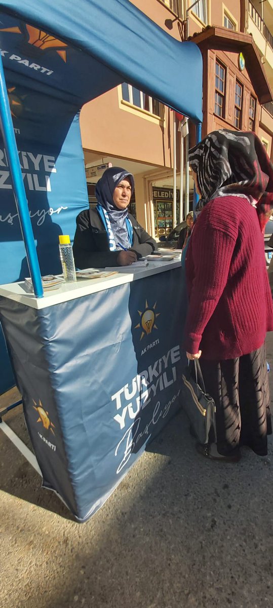 Ak Parti #Akseki İlçe Başkanlığı olarak İlçemizin Cumartesi pazarında Üye kayıt standı açtık. #AKParti ailemize üye olan herkese teşekkür ederiz. 🙂
#TürkiyeYüzyılı
#2023
<a href="/ethemtas/">Av. İbrahim Ethem TAŞ 🇹🇷</a> 
<a href="/halisgundogdu/">Halis GÜNDOĞDU</a>