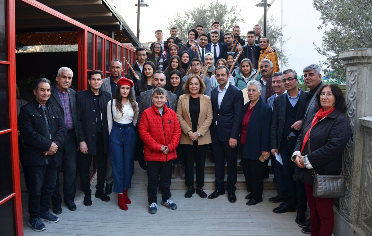 avzeynepgul's tweet photo. 📍#Mut Gençlik Buluşması

Türkiye Yüzyılı'na girerken gençlerimizle her telden söyleştik...

#Mersin
#TürkiyeYüzyılı
@Akparti https://t.co/7ROOd6Fjf2