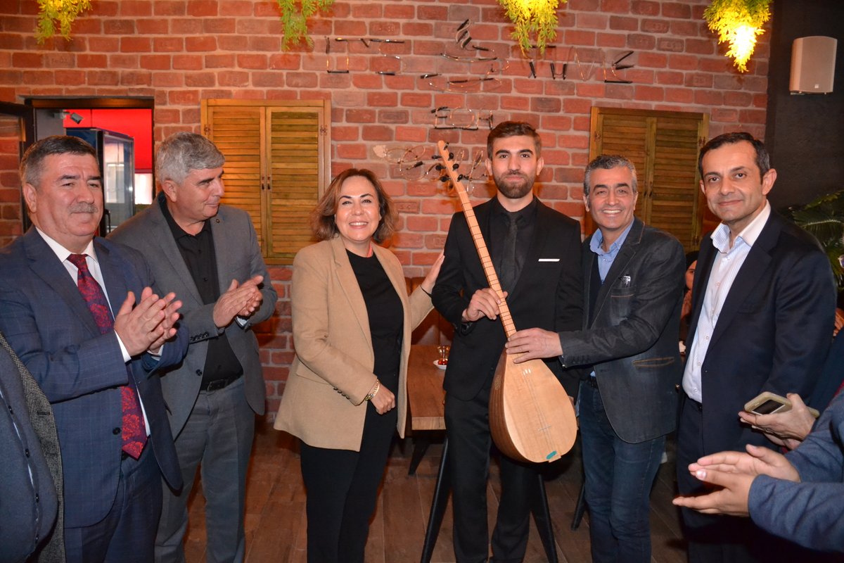 📍#Mut Gençlik Buluşması

Türkiye Yüzyılı'na girerken gençlerimizle her telden söyleştik...

#Mersin
#TürkiyeYüzyılı
<a href="/Akparti/">AK Parti</a>