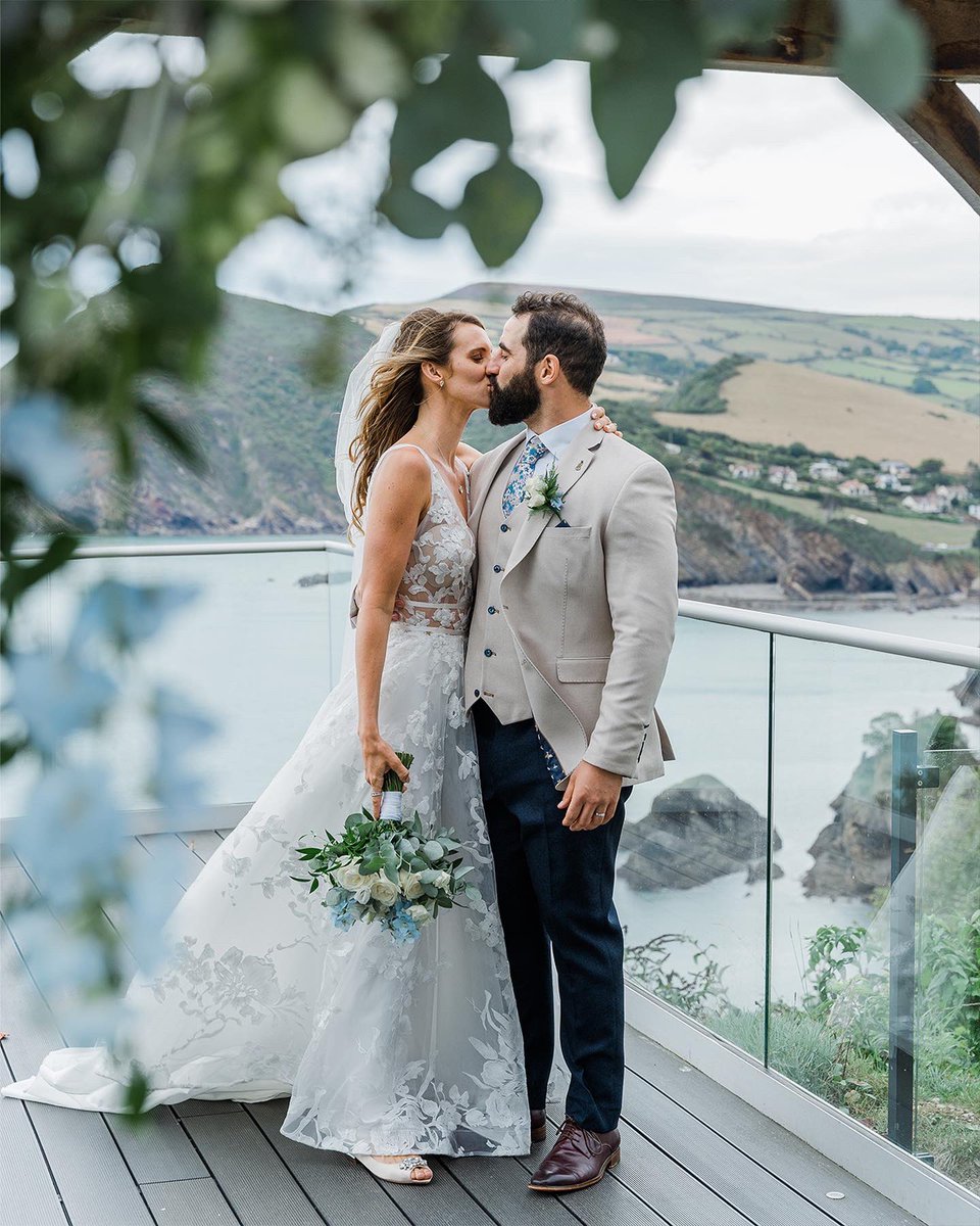 JustJweddings's tweet photo. 👰🏼 2023 brides loading…

Thank you to all the amazing brides, grooms &amp; families for allowing me to shoot their weddings in 2022! 

#happynewyear #happynewyear2023 #2023brides #2023bride #weddingphotography #weddingphotographer #somersetweddingphotographer 

Happy New Year! https://t.co/JKPUbs9urf