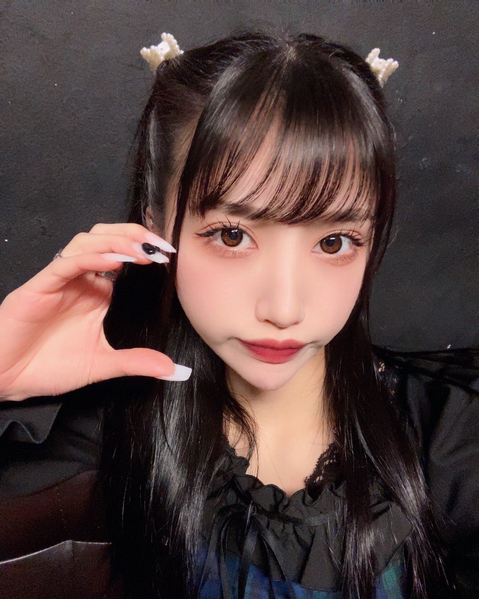 黒宮れいオンラインチェキ会］ 日時：1/18(水) 19:00～ 販売期間： 1