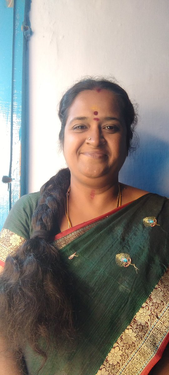 srisivasankari's tweet image. என்பதிவுகள் எப்படி இருக்கனும் என நீங்க நினைக்கிறீங்க. இது வரை என் பதிவுகள் பற்றி ஏதாவது சொல்லத் தோன்றினால் சொல்லுங்க.