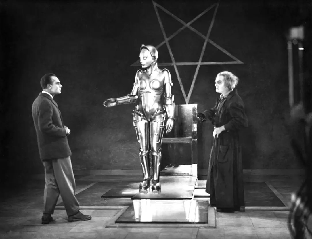 Sherlock Holmes y METROPOLIS pasan mañana a ser de dominio público.
