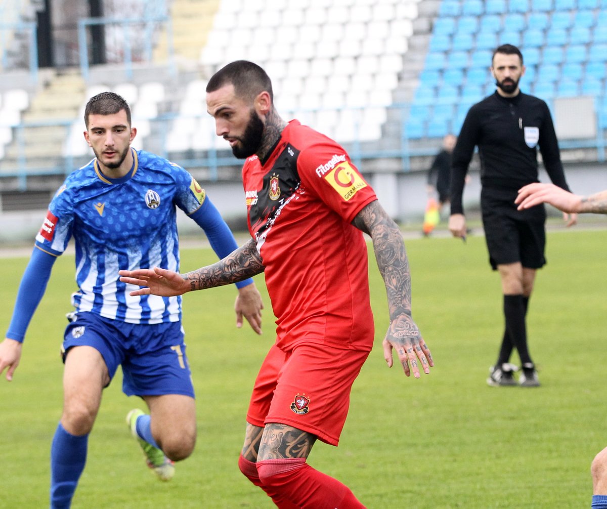 NKLokomotiva's tweet image. #BeardUpdate: Tuci nosi Benzemušu, Suk Kalikicu a Pajač uskoro kao James Harden ✂